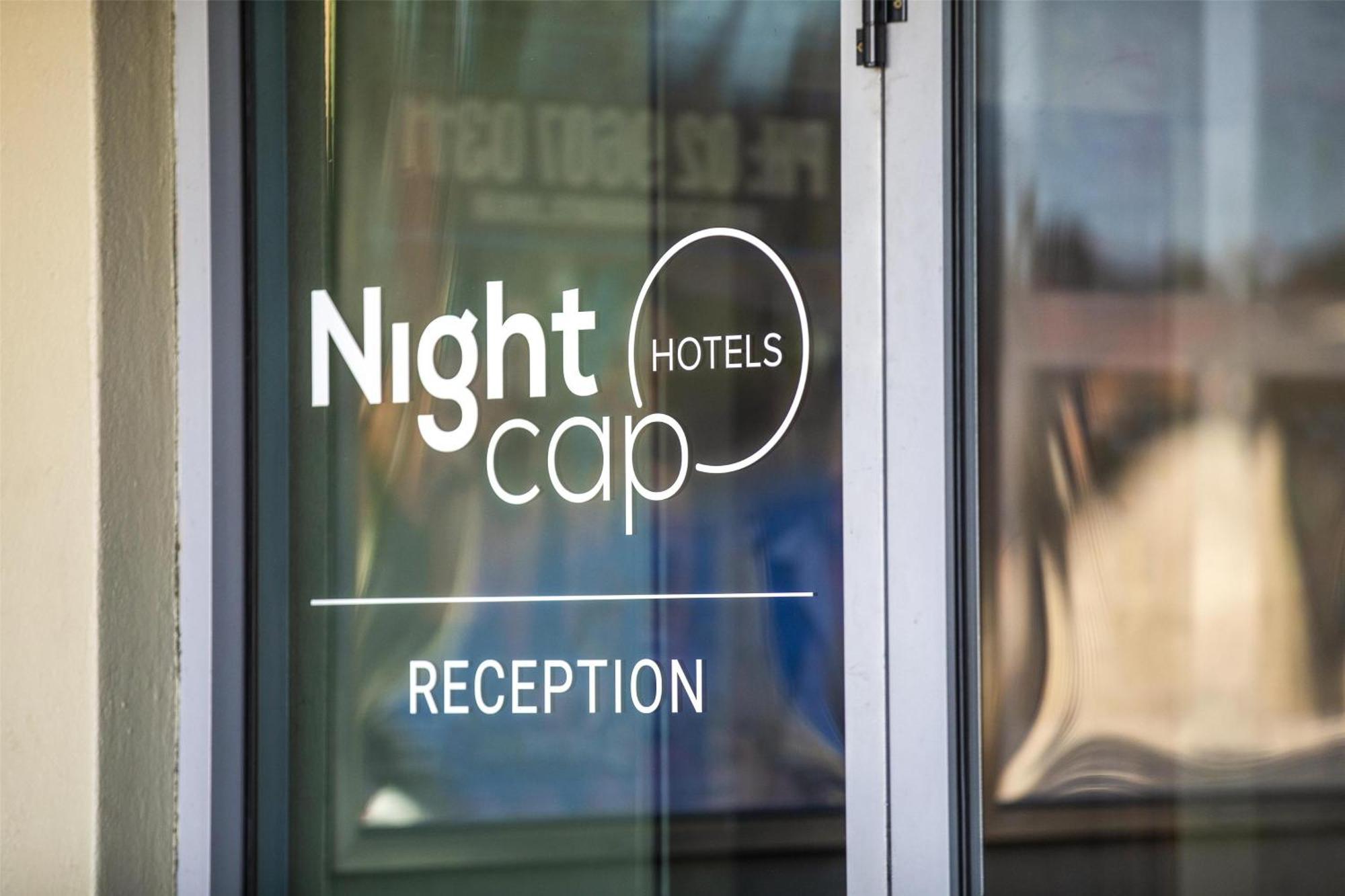 Nightcap At Pritchards Hotel Mount Pritchard Exterior foto